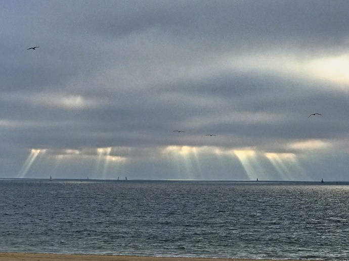 ES_Light-Over-Water_web